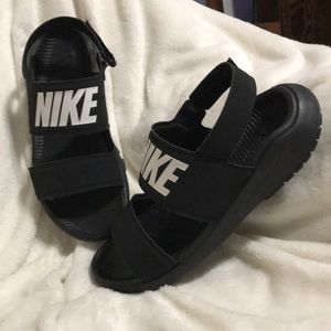 Nike Tanjun Sandals
